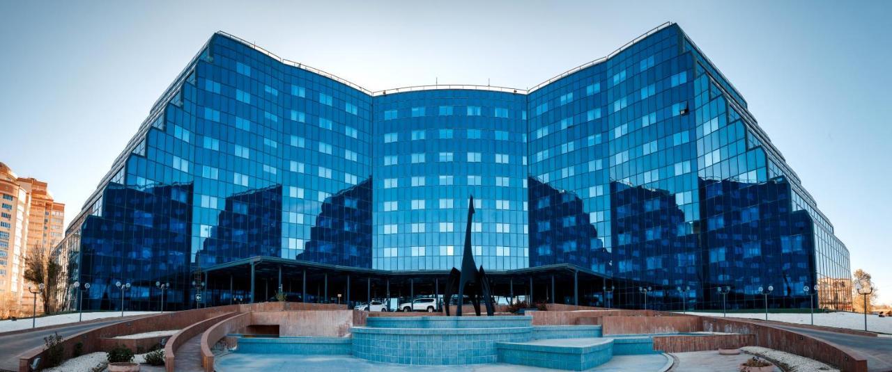 River Palace Hotel Atyraū Dış mekan fotoğraf
